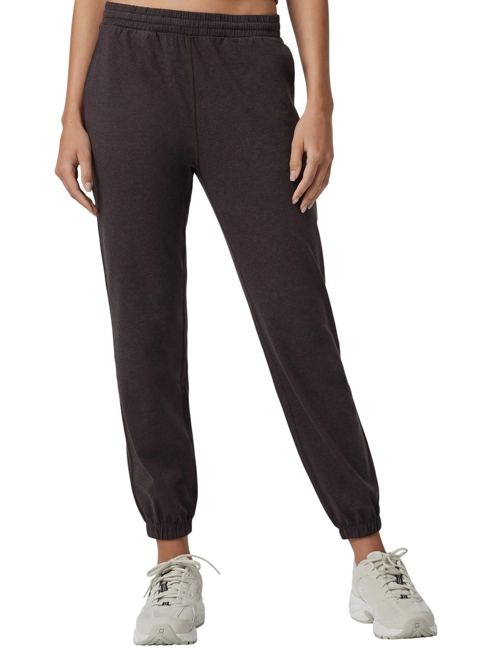 Vuori Women's Boyfriend Jogger (VW457)